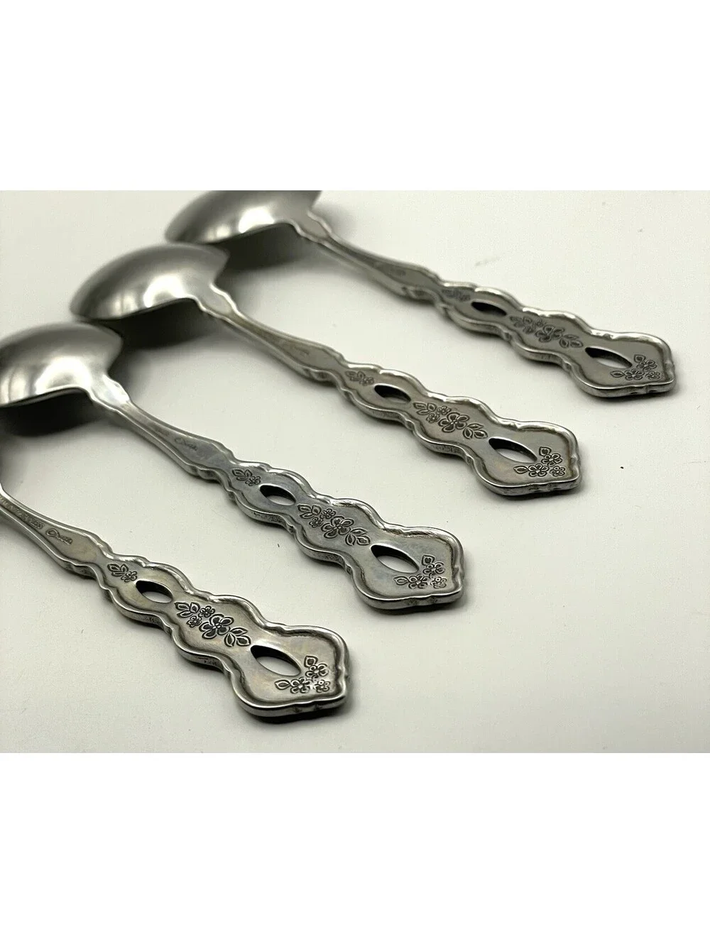 4- Oneida Community FANTASY Burnished Stainless Pierced Hndl Teaspoon Lot ~ 6”